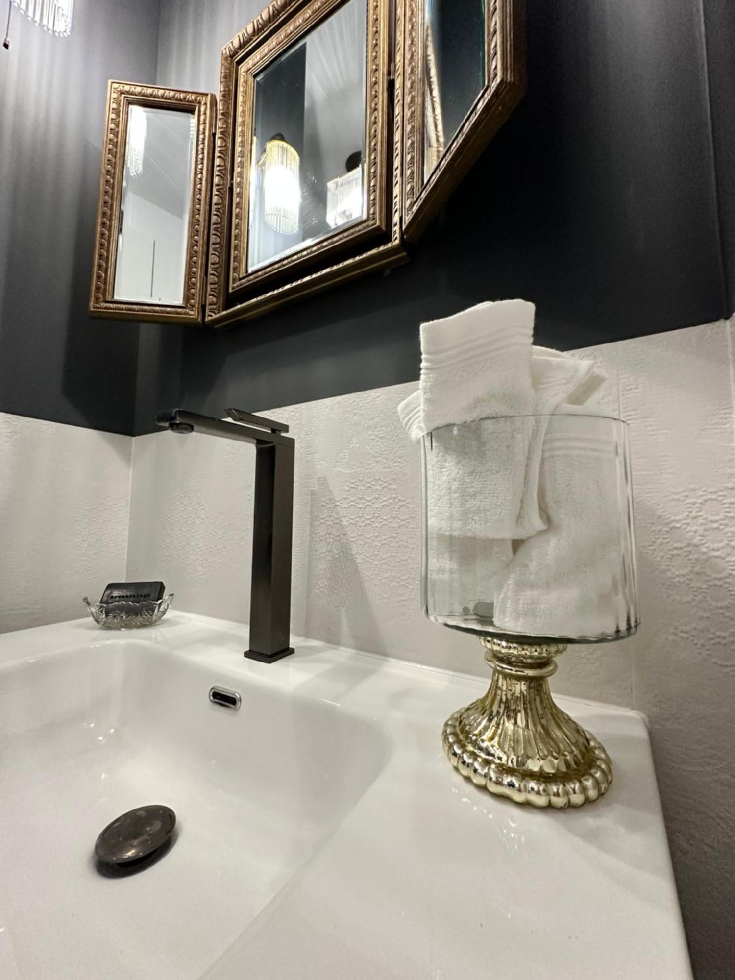 Main Square Apartments Sylvi クラクフ エクステリア 写真